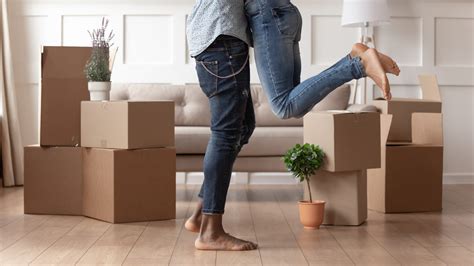 Moving in Together? Warnings & Questions to Ask
